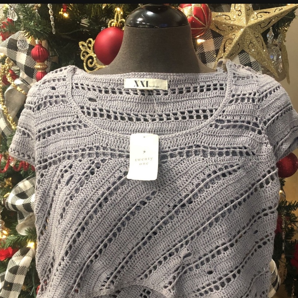 Brand new Forever 21 top🌷